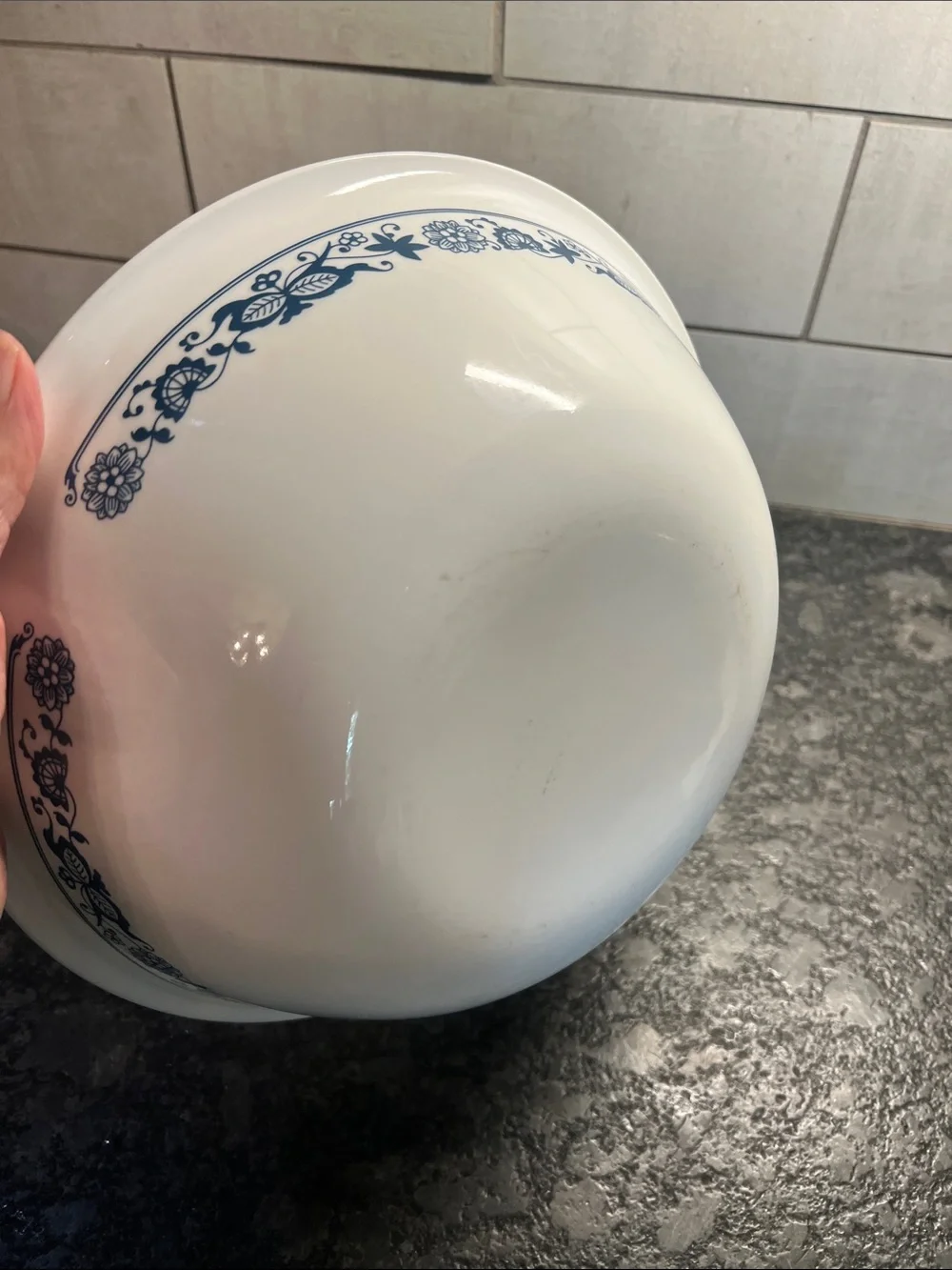 Retired Corelle Old Towne Blue or Blue Onion extra large serving bowl 2qt